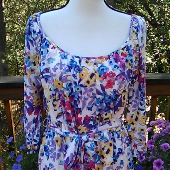 Old Navy Floral Dress - Picture 2 of 11